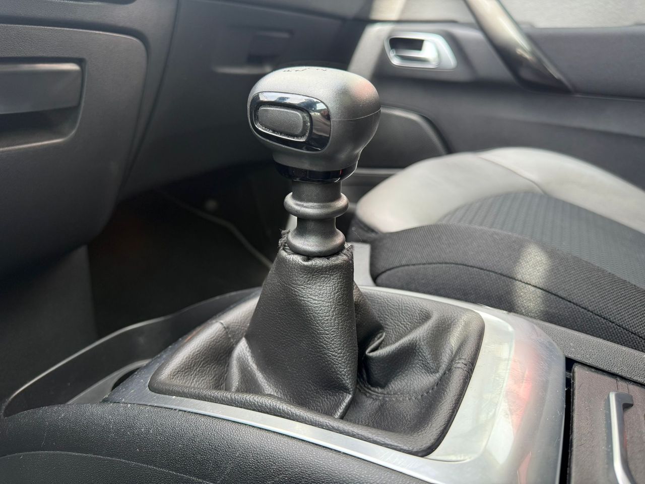 Citroën Grand C4 Spacetourer PureTech 96KW (130CV) S&S 6v Shine - Foto 2