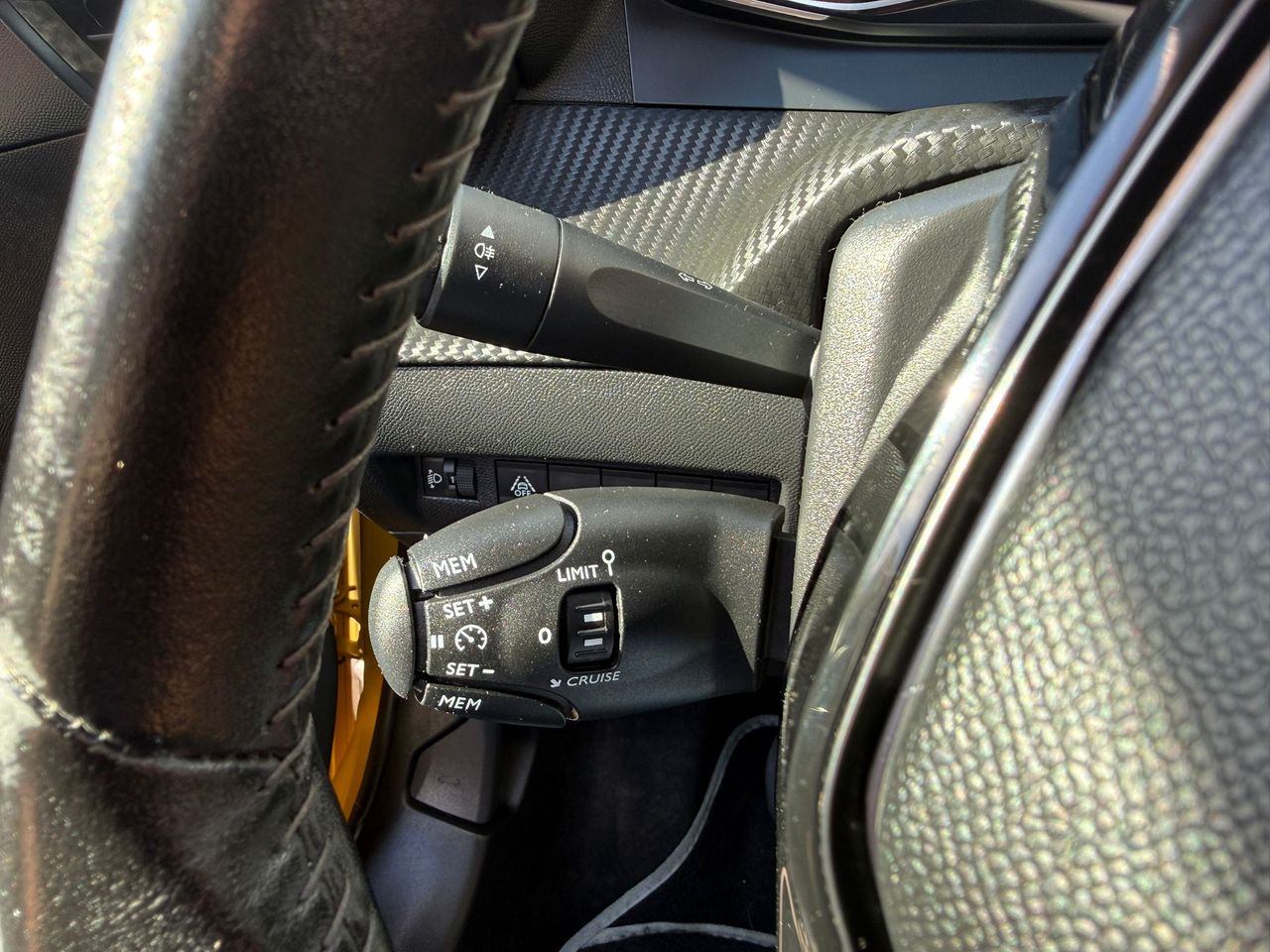 Peugeot 208 PureTech 73kW (100CV) Active Pack - Foto 2