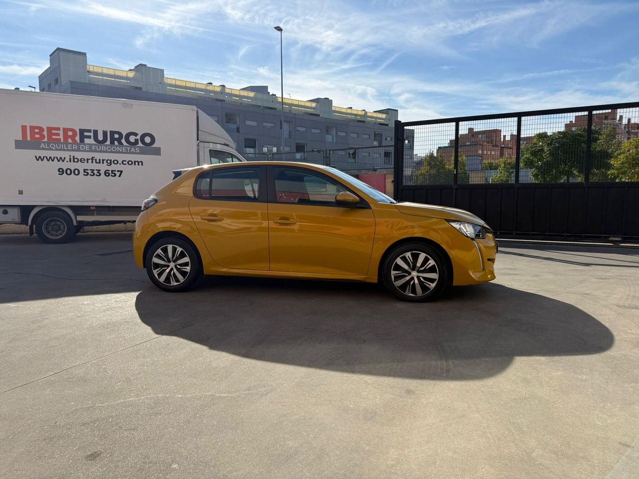 Peugeot 208 PureTech 73kW (100CV) Active Pack - Foto 2