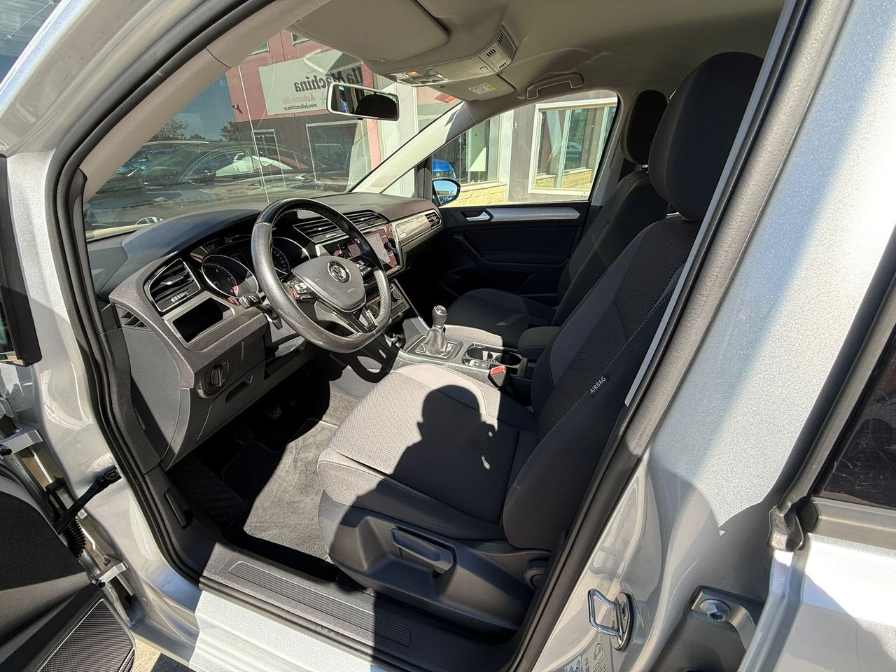 Volkswagen Touran Business 1.6 TDI 85kW (115CV) - Foto 2