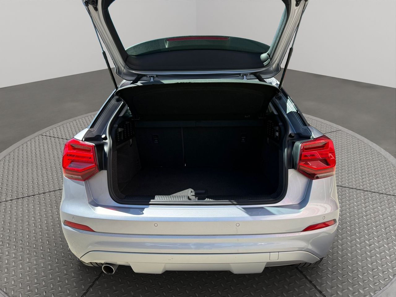 Audi Q2 sport edition 1.6 TDI 85kW (116CV) - Foto 2