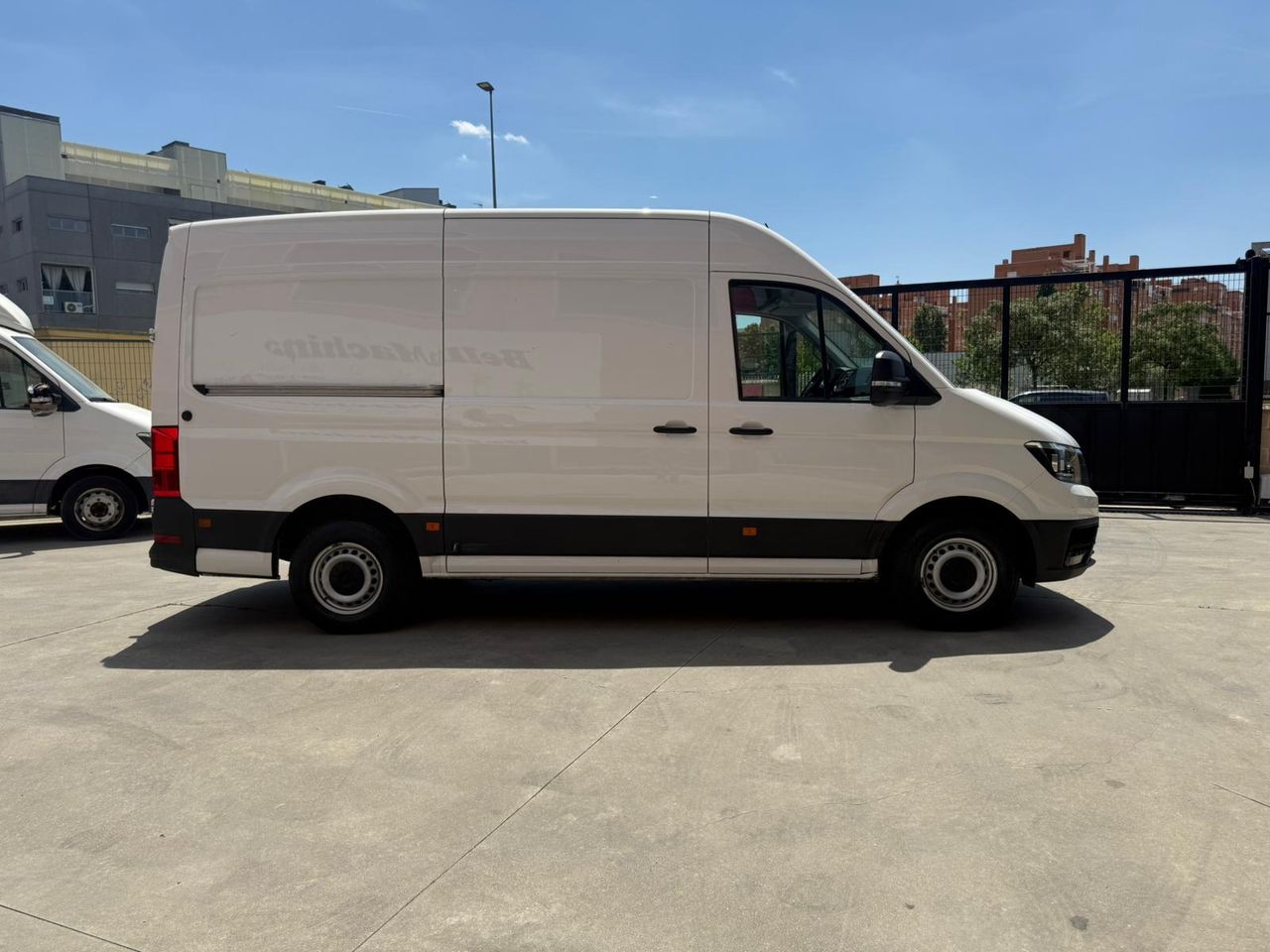 Volkswagen Crafter L3 H2 140 CV  - Foto 2
