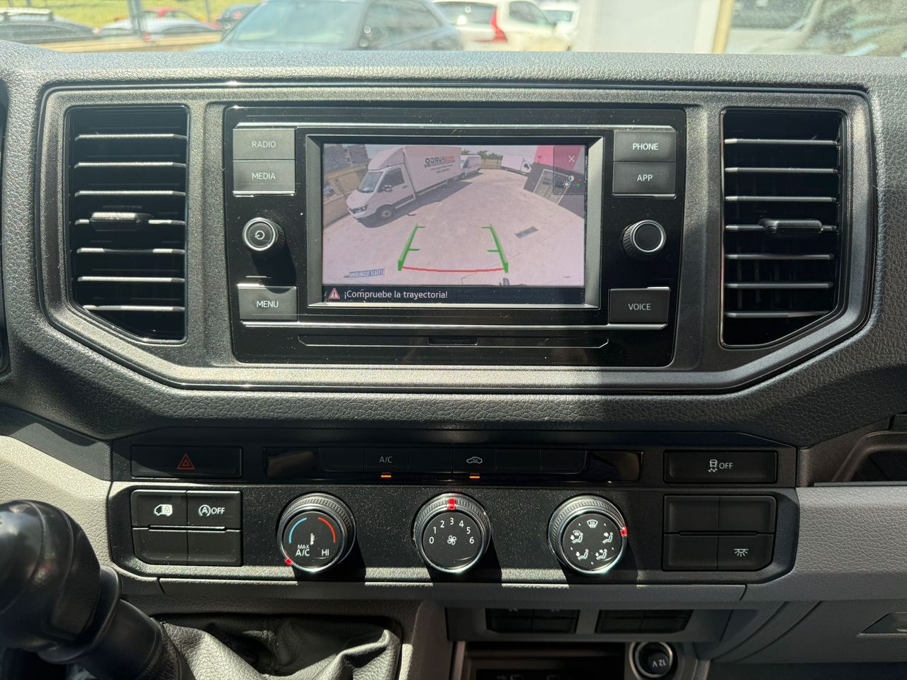 Volkswagen Crafter L3 H2 140 CV - Foto 2