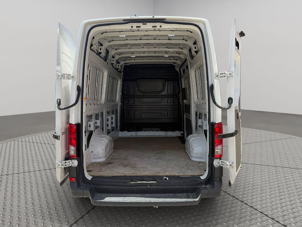 Volkswagen Crafter L3 H2 140 CV - Foto 2