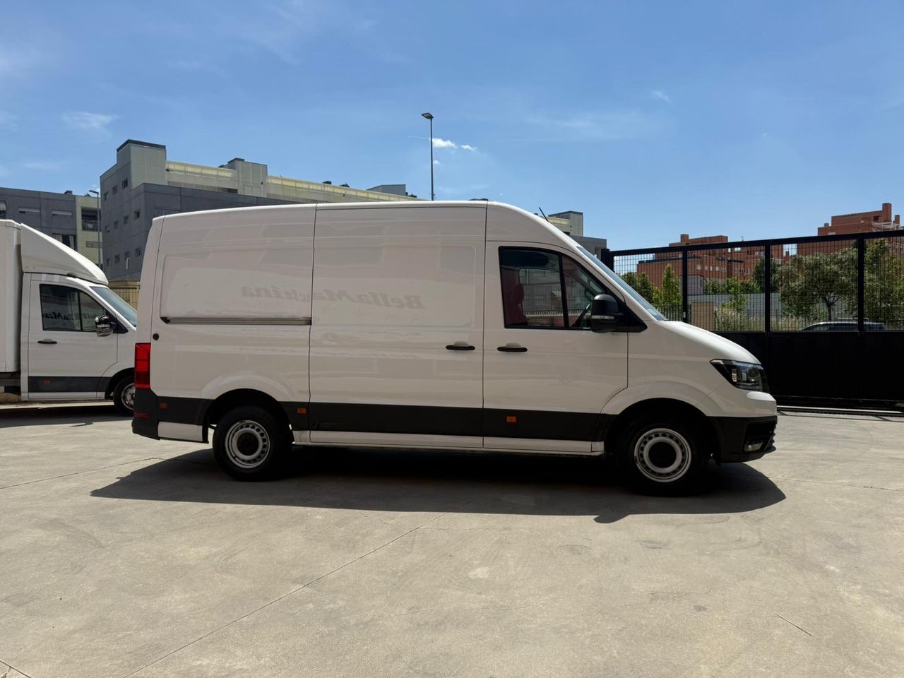 Volkswagen Crafter L3 H2 140 CV - Foto 2