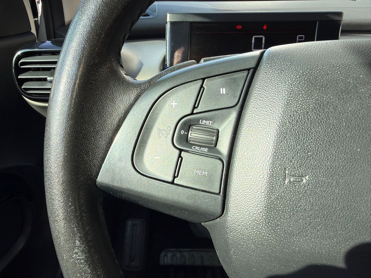 Citroën C4 Cactus BlueHDi 88KW (120CV) EAT6 Feel - Foto 2