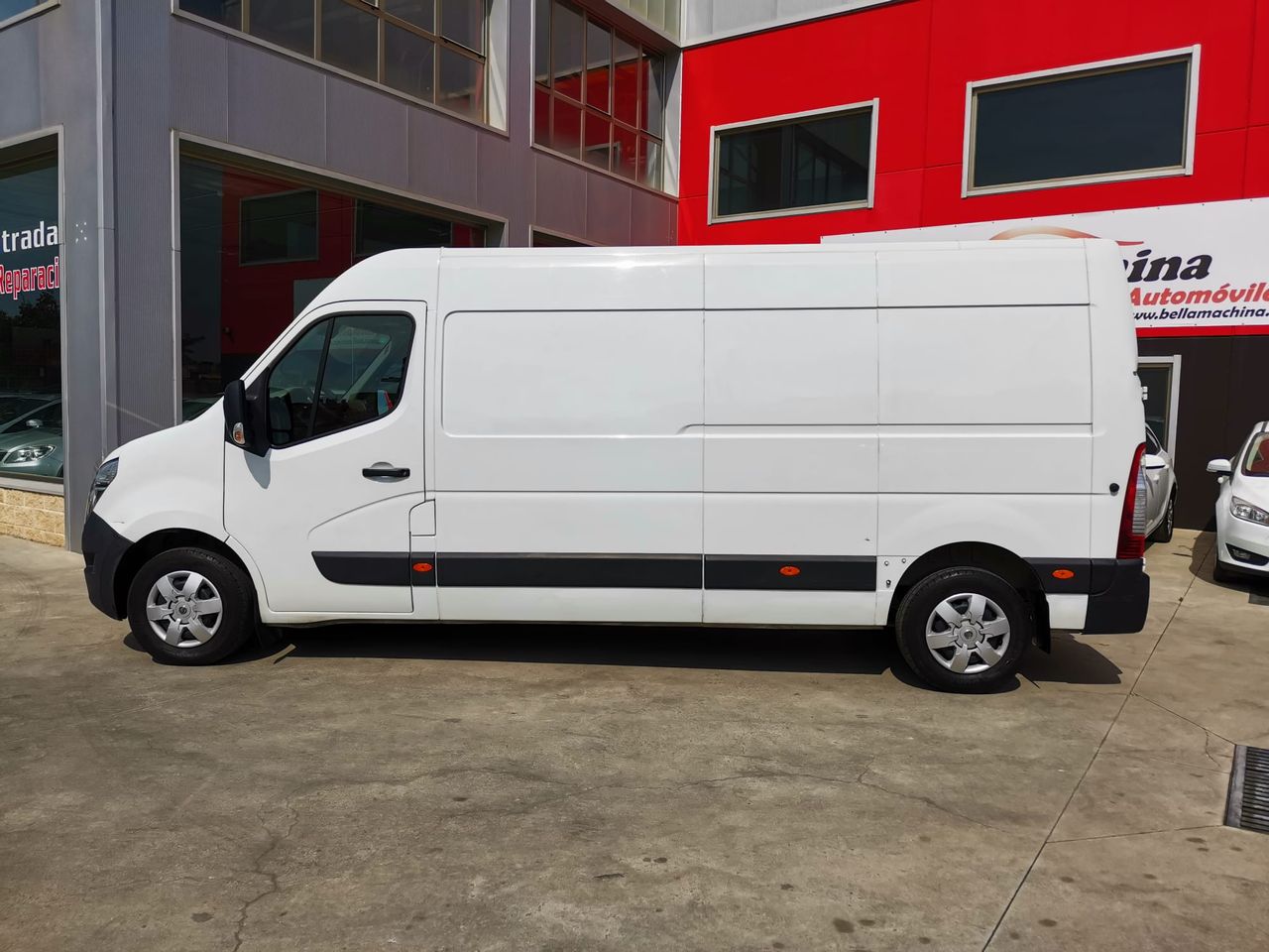 Nissan Interstar L3 H2