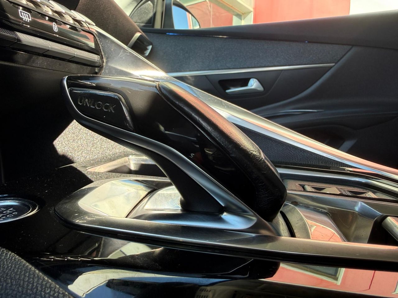 Peugeot 3008 1.5 BlueHDi 96kW (130CV) S&S Allure EAT8 - Foto 2