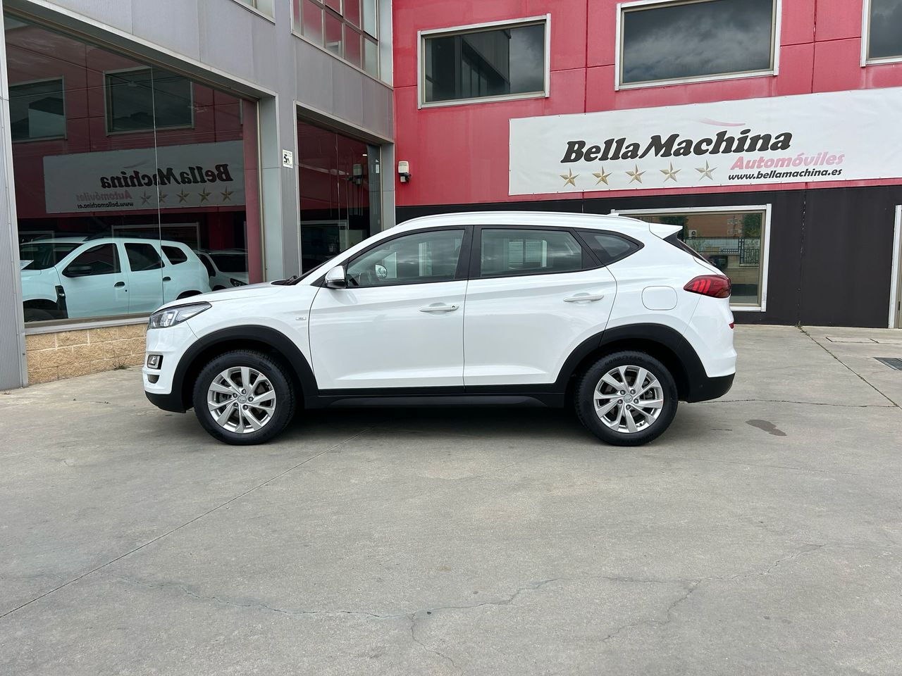 Hyundai Tucson 1.6 CRDI 85kW (116CV) 48V SLE 4X2 - Foto 2