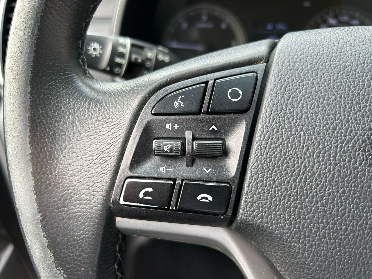 Hyundai Tucson 1.6 CRDI 85kW (116CV) 48V SLE 4X2 - Foto 2