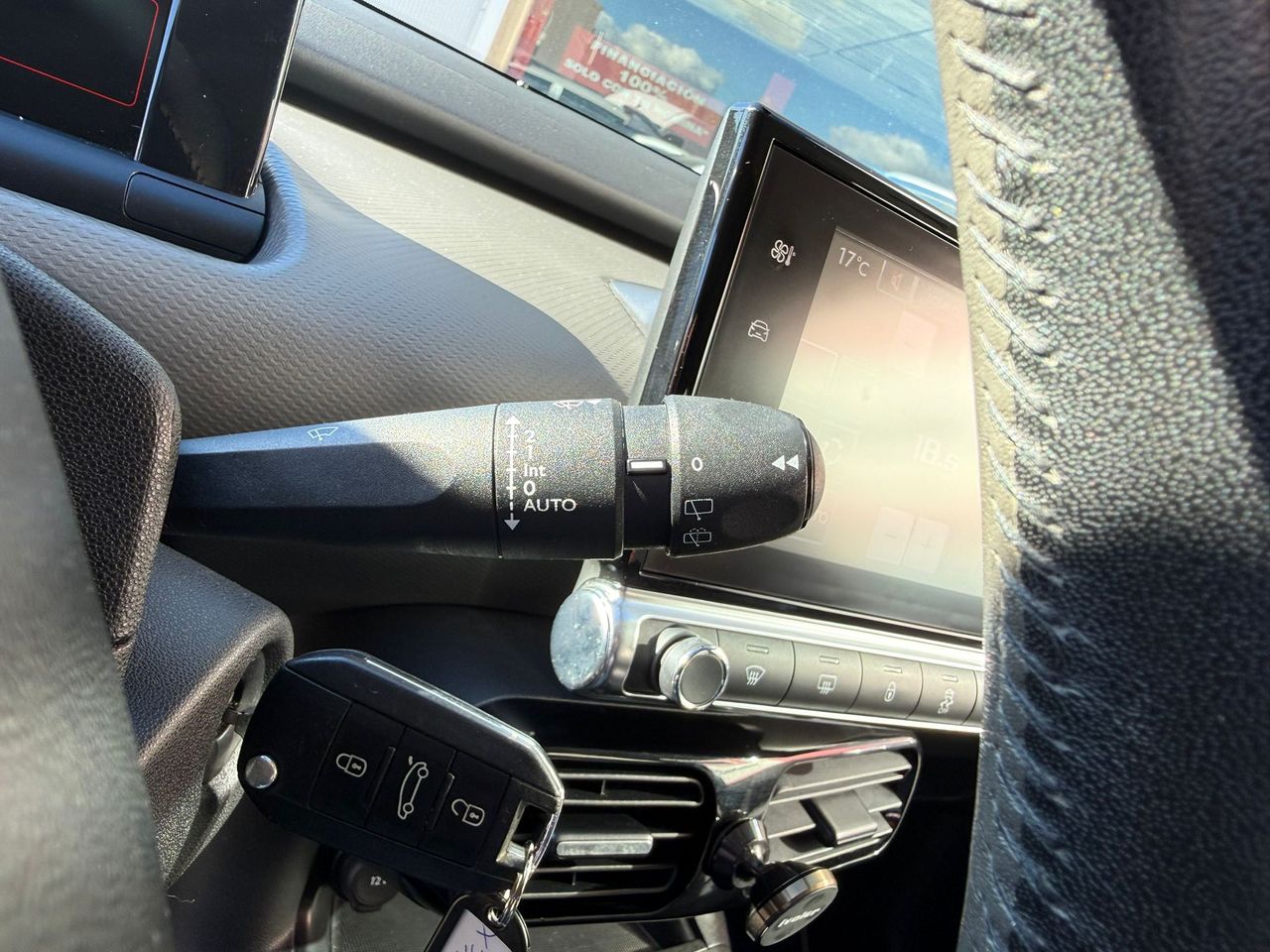 Citroën C4 Cactus BlueHDi 73KW (100CV) Shine - Foto 2