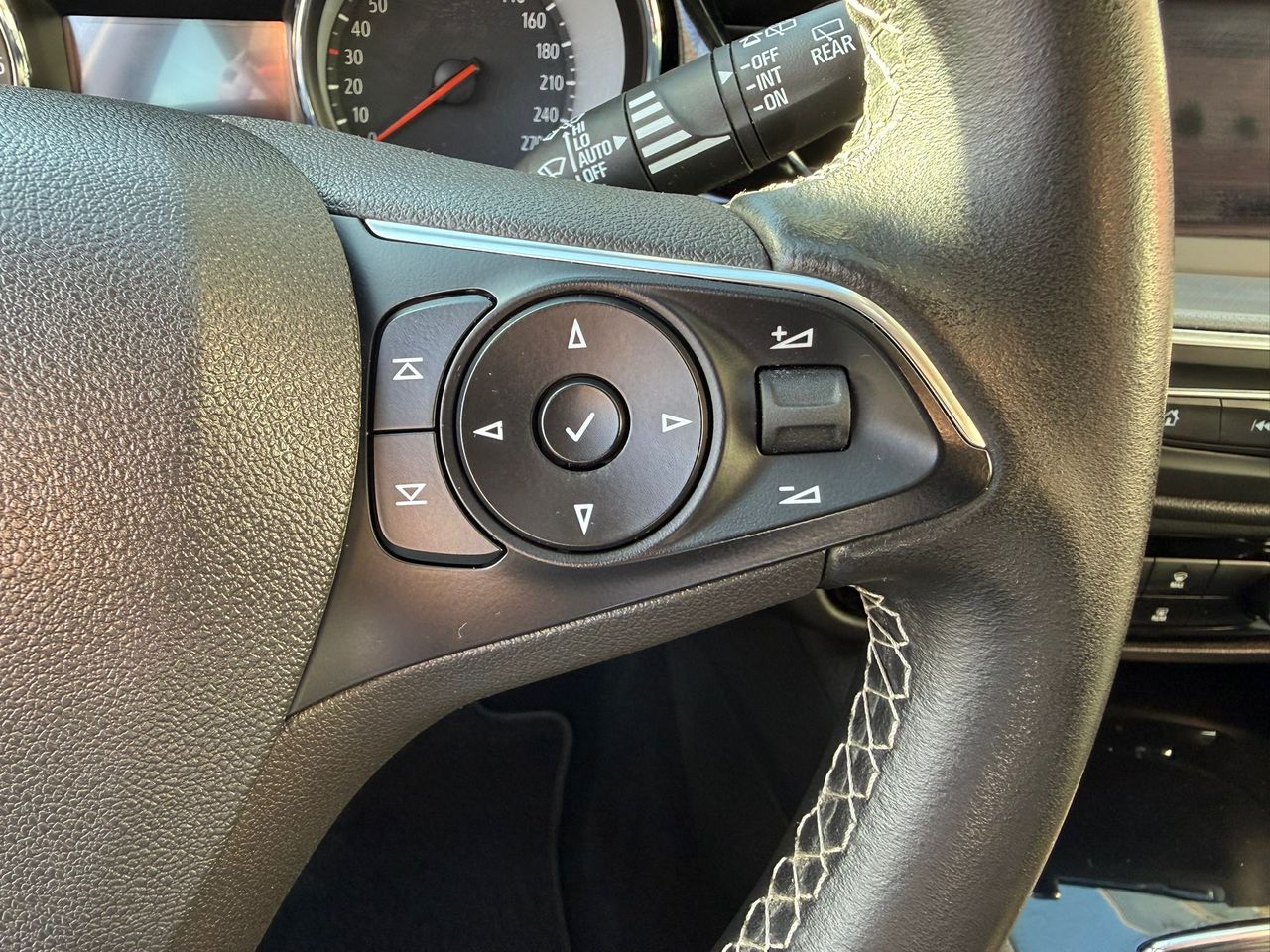 Opel Insignia  ST 1.6 CDTi 100kW Turbo D Selective - Foto 2