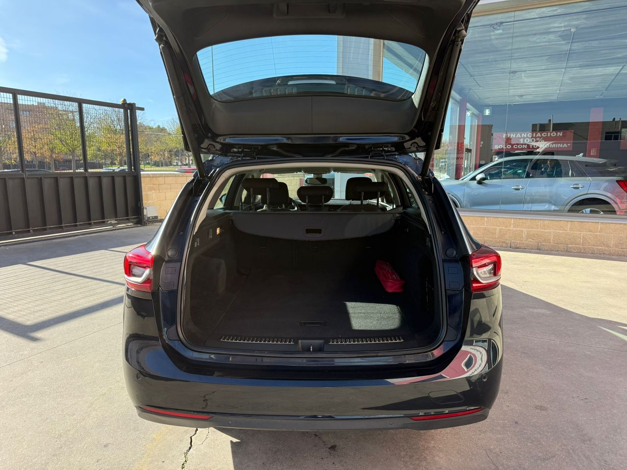 Opel Insignia  ST 1.6 CDTi 100kW Turbo D Selective - Foto 2