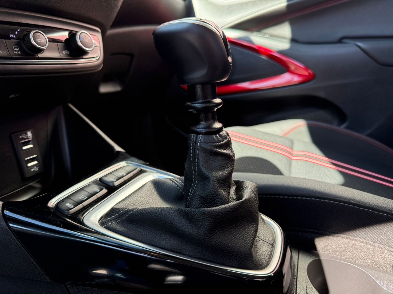 Opel CrossLand 1.2 96kW (130CV) GS Line - Foto 2