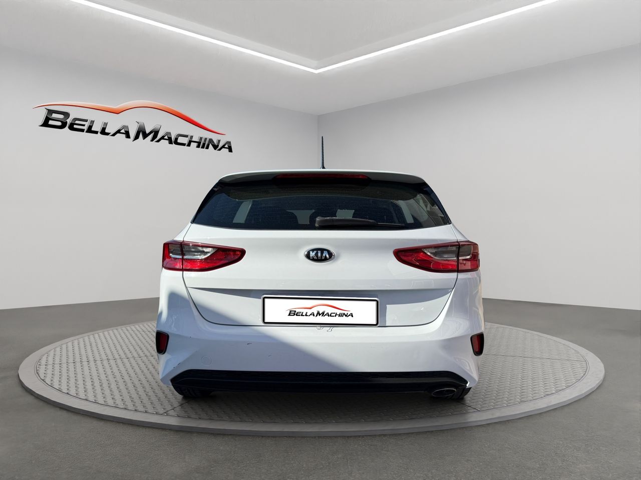 Kia Ceed 1.6 CRDi 85kW (115CV) Concept - Foto 2