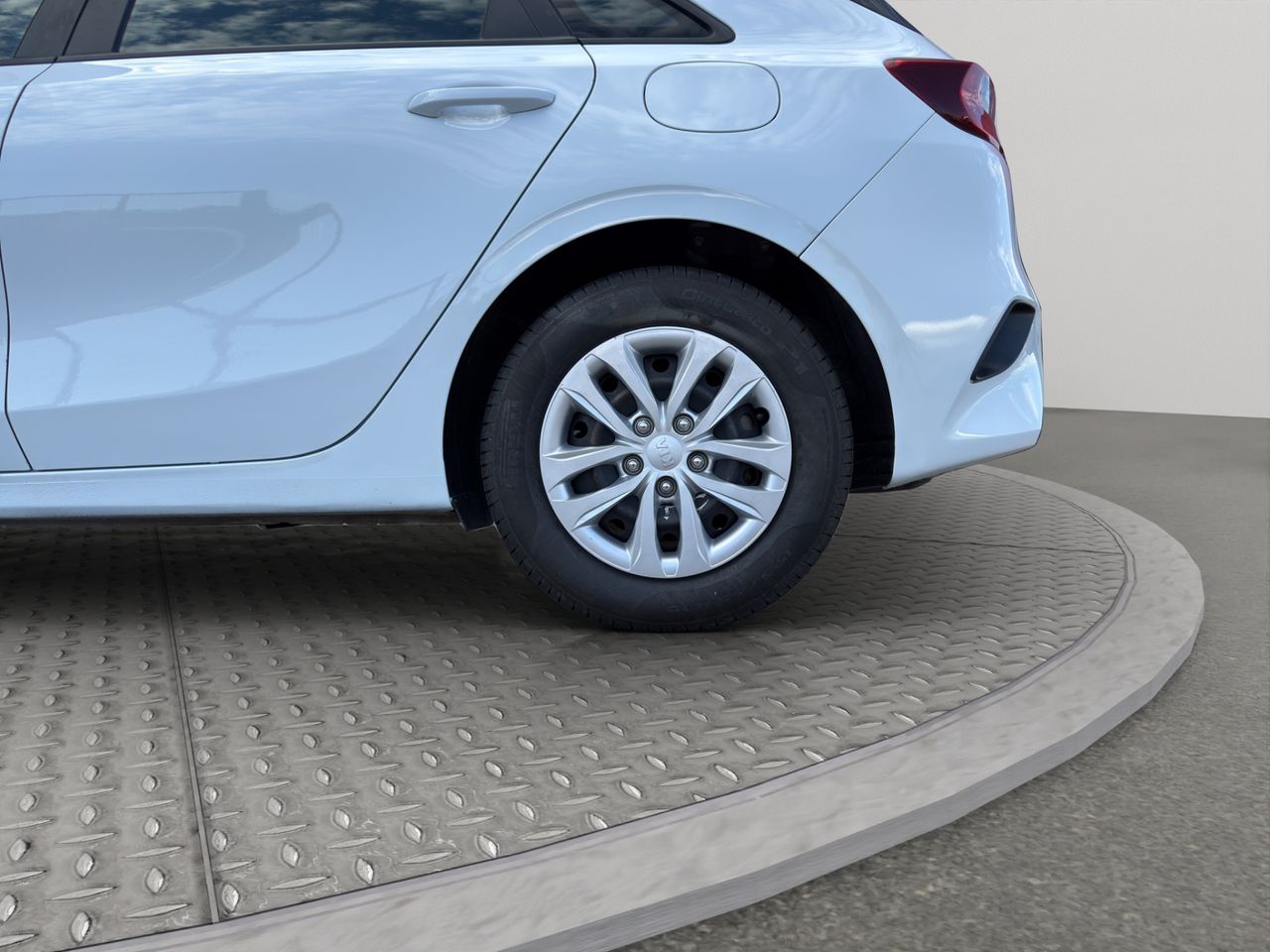 Kia Ceed 1.6 CRDi 85kW (115CV) Concept - Foto 2