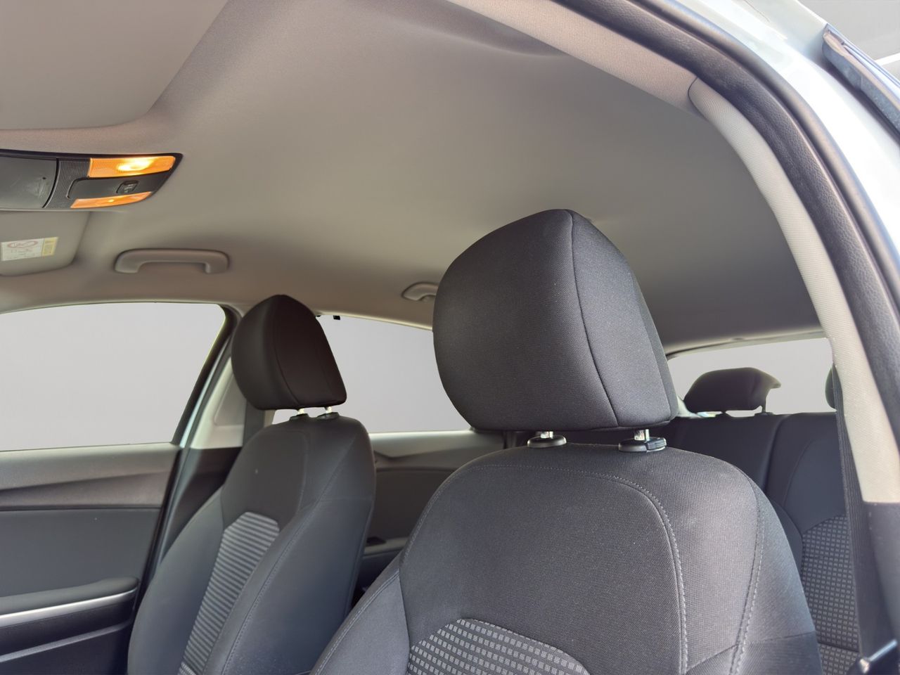 Kia Ceed 1.6 CRDi 85kW (115CV) Concept - Foto 2