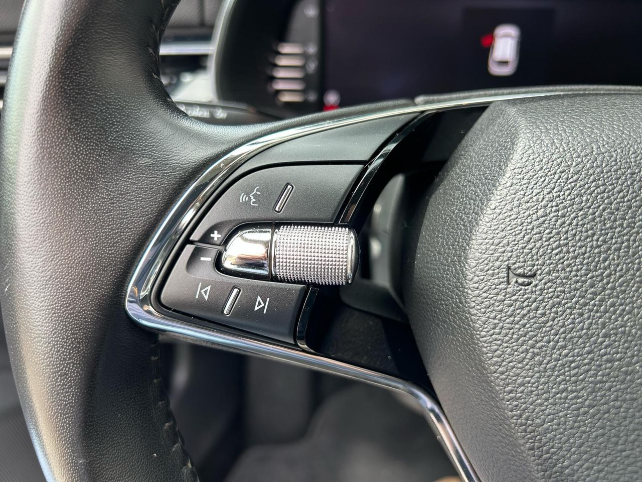 Skoda Scala 1.0 TSI 70 KW (95 CV) Ambition - Foto 2