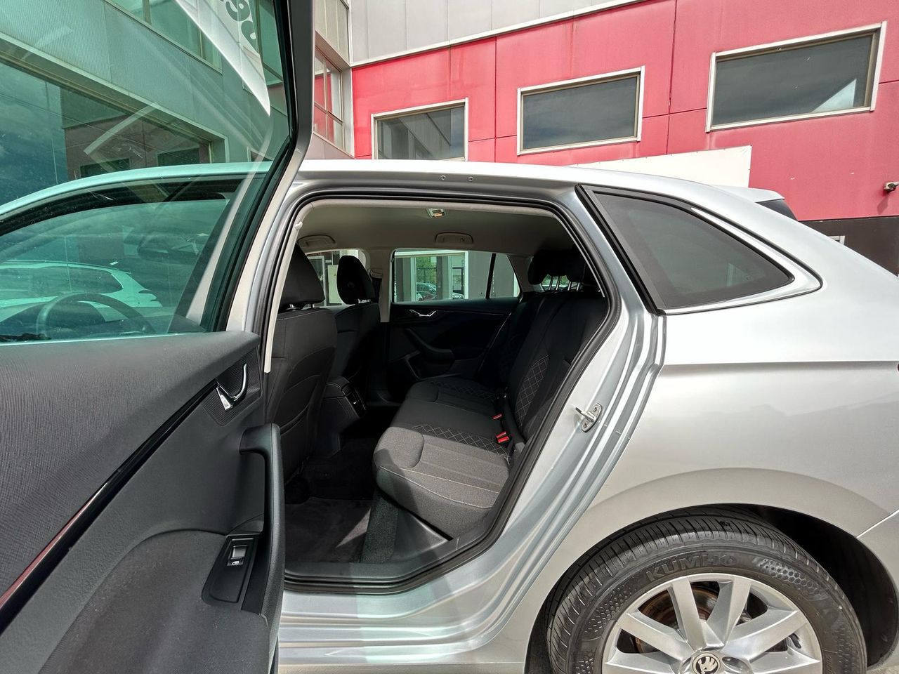 Skoda Scala 1.0 TSI 70 KW (95 CV) Ambition - Foto 2