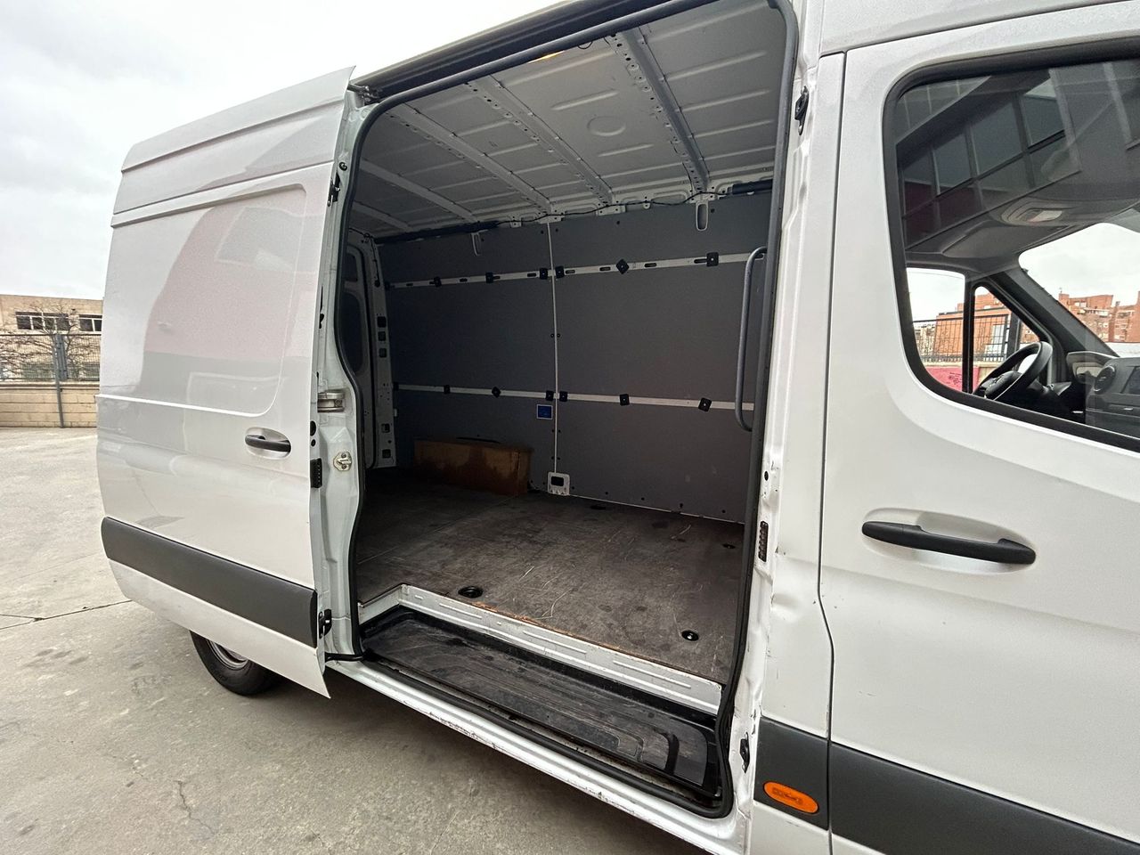 Mercedes Sprinter 314 CDI RWD L2 H2  - Foto 2