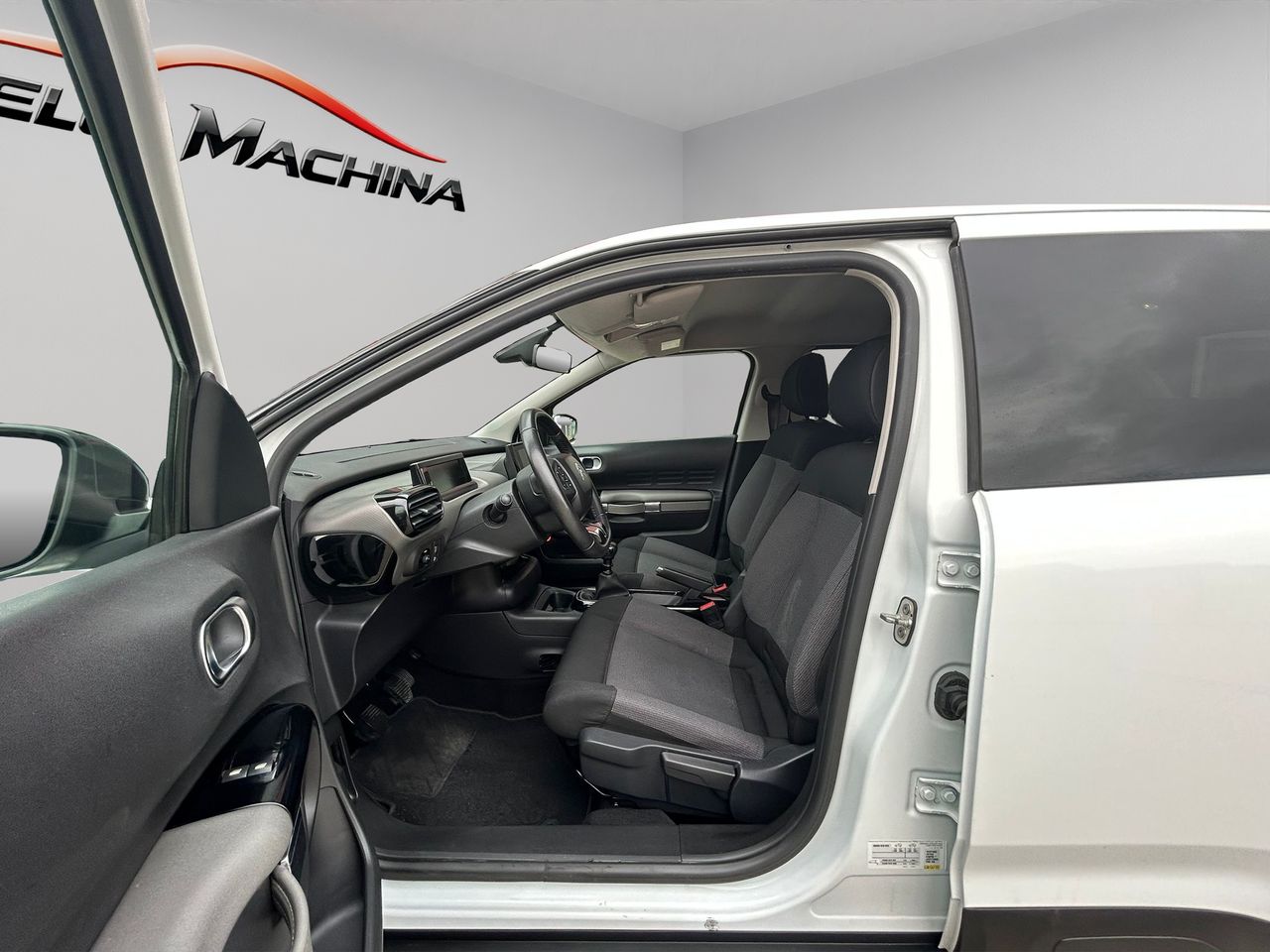 Citroën C4 Cactus BlueHDi 73KW (100CV) Shine - Foto 2