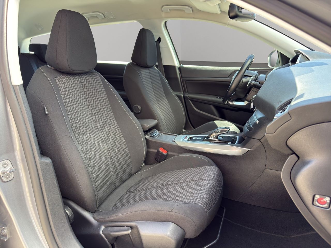 Peugeot 308 SW Active Pack BlueHDi 130 S&S EAT8 - Foto 2