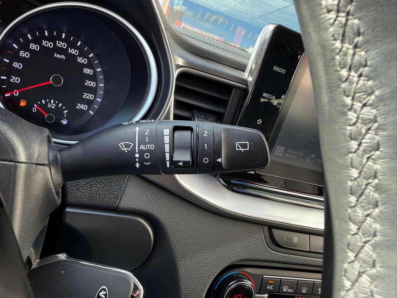 Kia Ceed 1.0 T-GDi 74kW (100CV) Drive - Foto 2