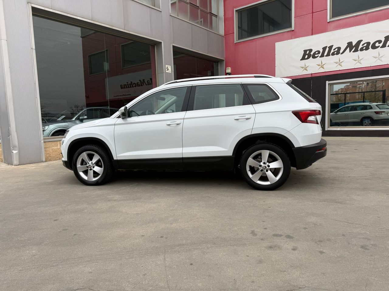 Skoda Karoq 1.5 TSI 110kW (150CV) DSG ACT Ambition - Foto 2