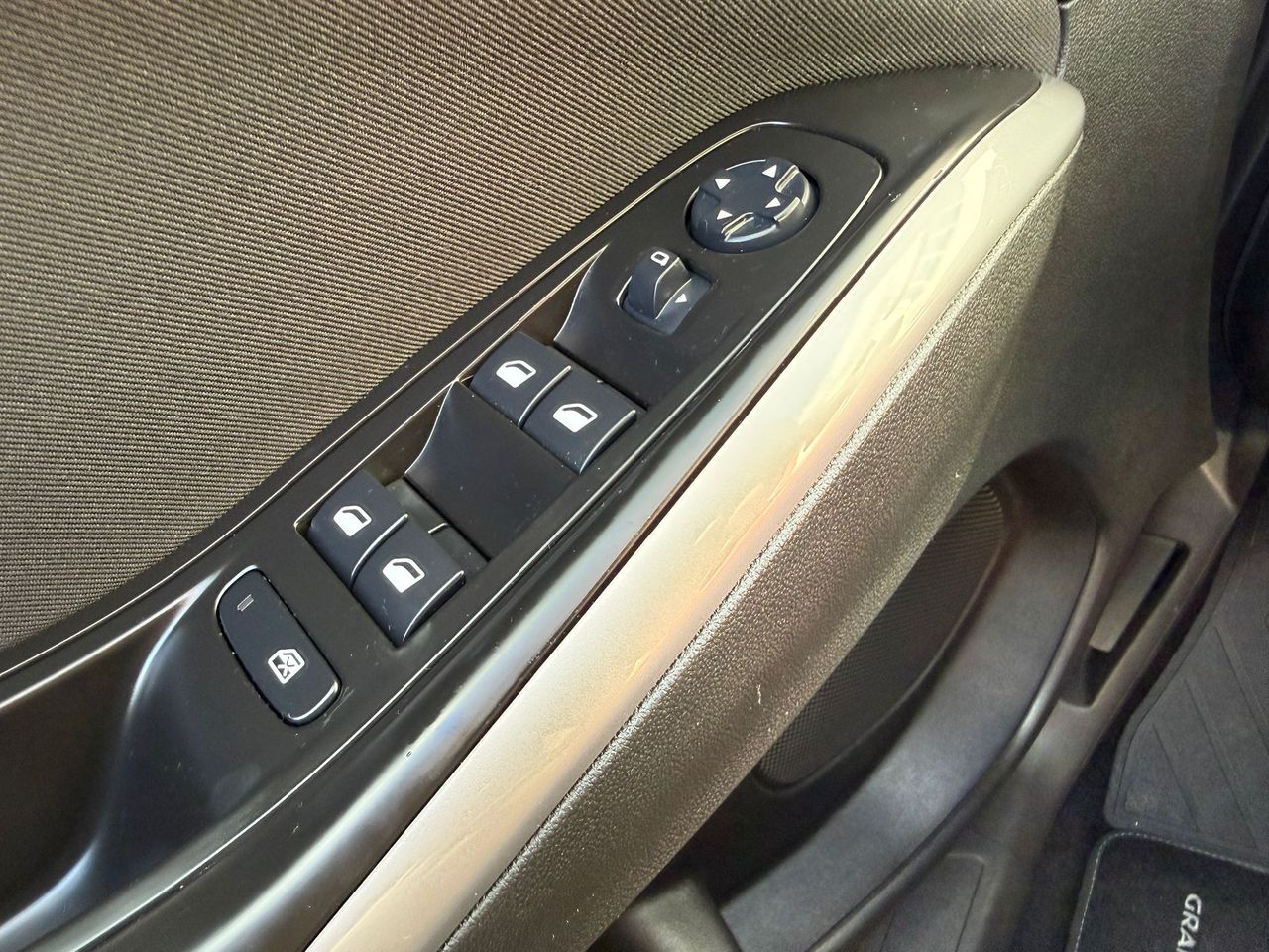 Opel Grandland X 1.2 Turbo Selective - Foto 2