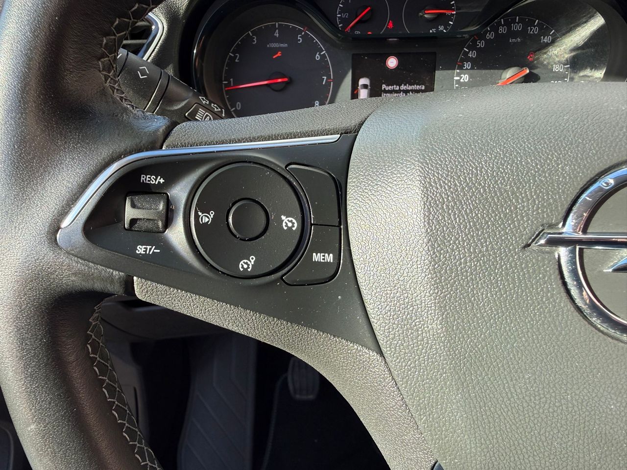 Opel Grandland X 1.2 Turbo Selective - Foto 2