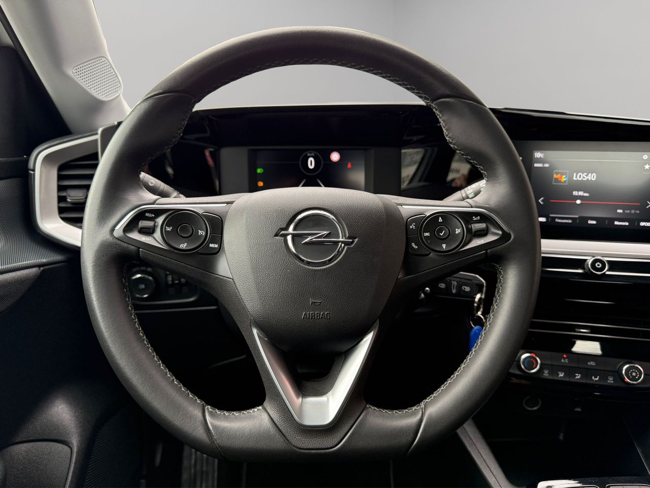 Opel Mokka 1.2 T 74kW (100 CV) Business Elegance - Foto 2