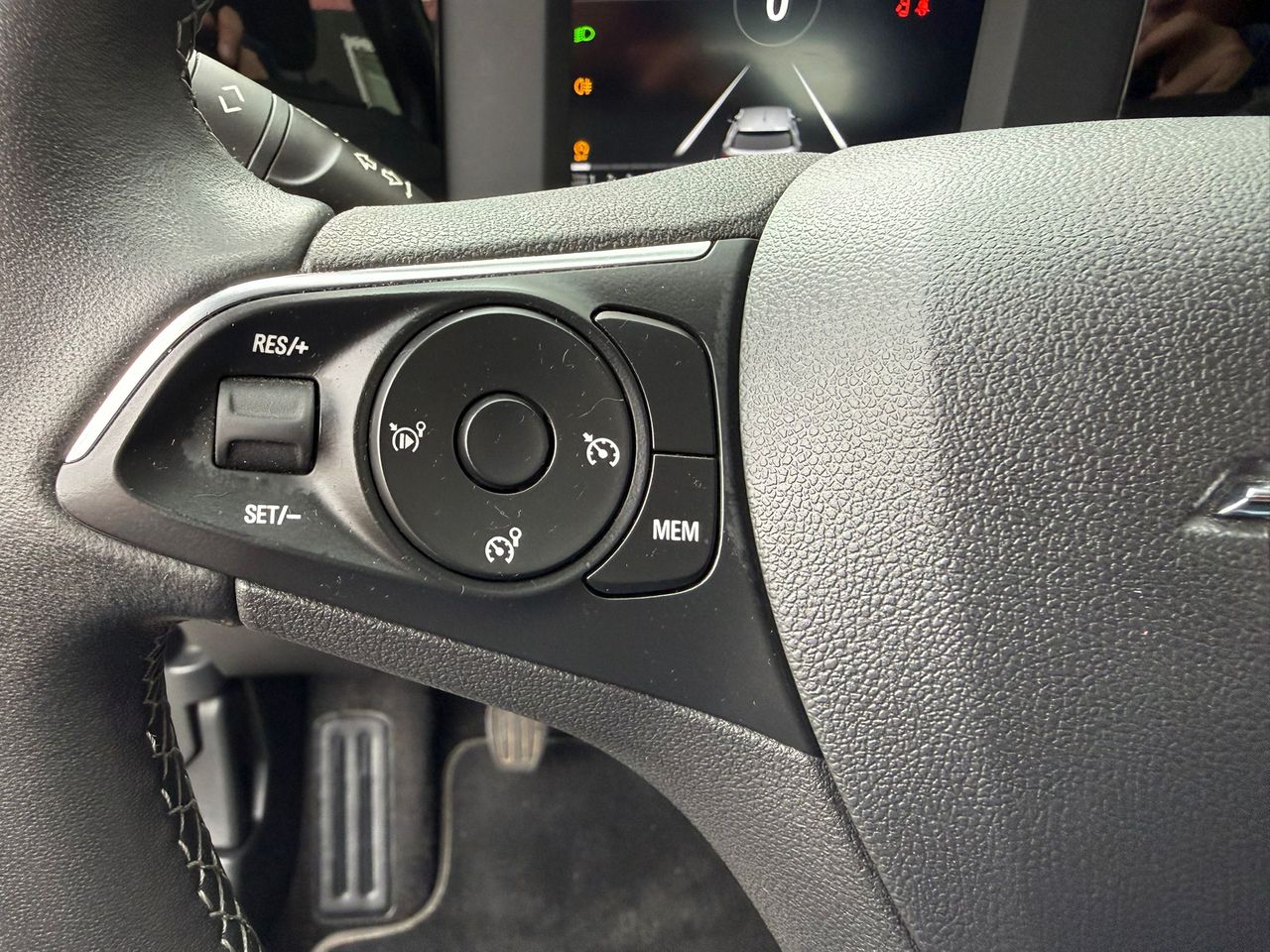 Opel Mokka 1.2 T 74kW (100 CV) Business Elegance - Foto 2