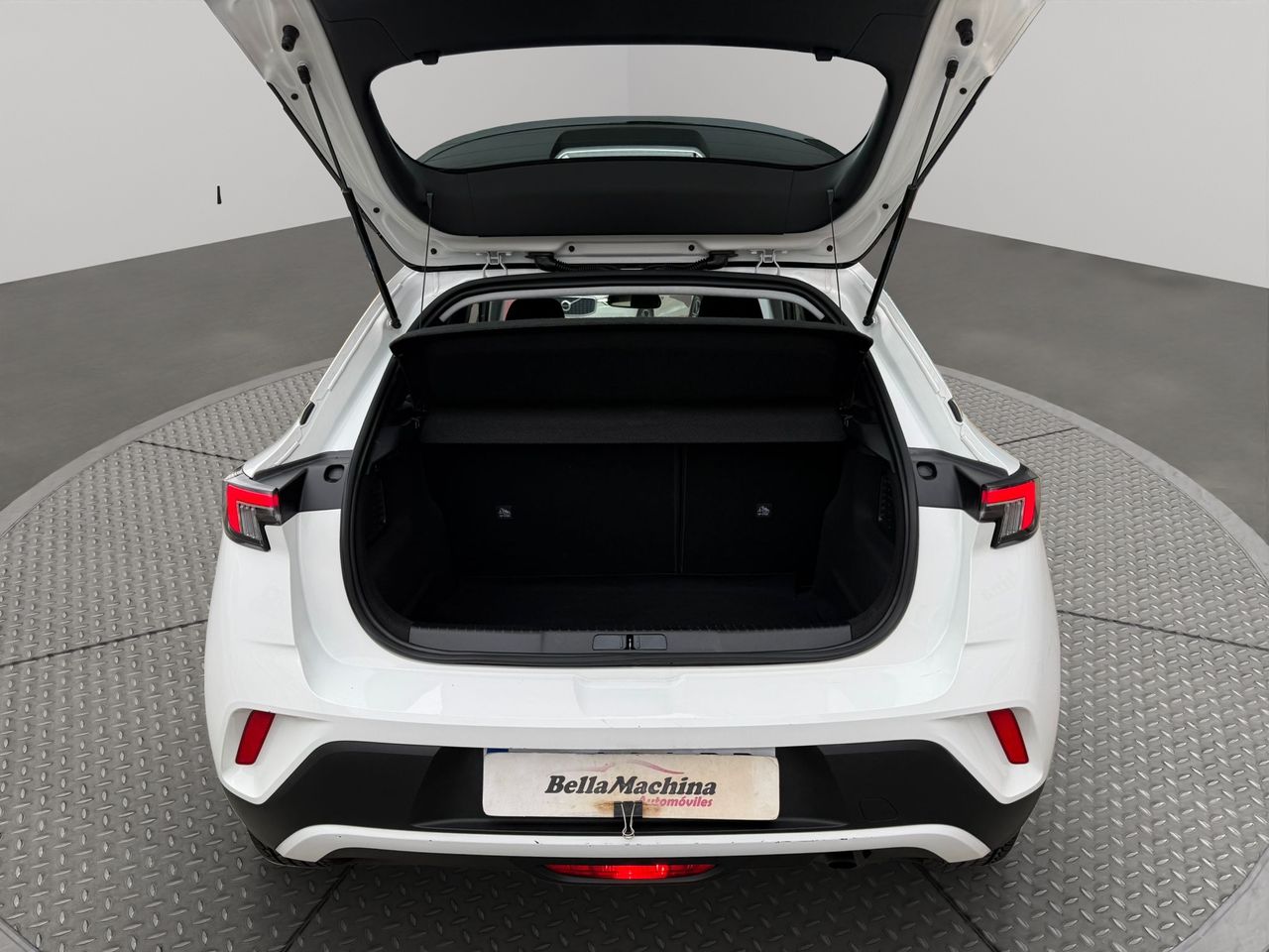 Opel Mokka 1.2 T 74kW (100 CV) Business Elegance - Foto 2