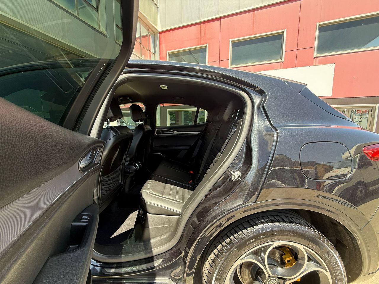 Alfa Romeo Stelvio 2.2 Diésel 154kW (210CV) Veloce TI Q4 - Foto 2