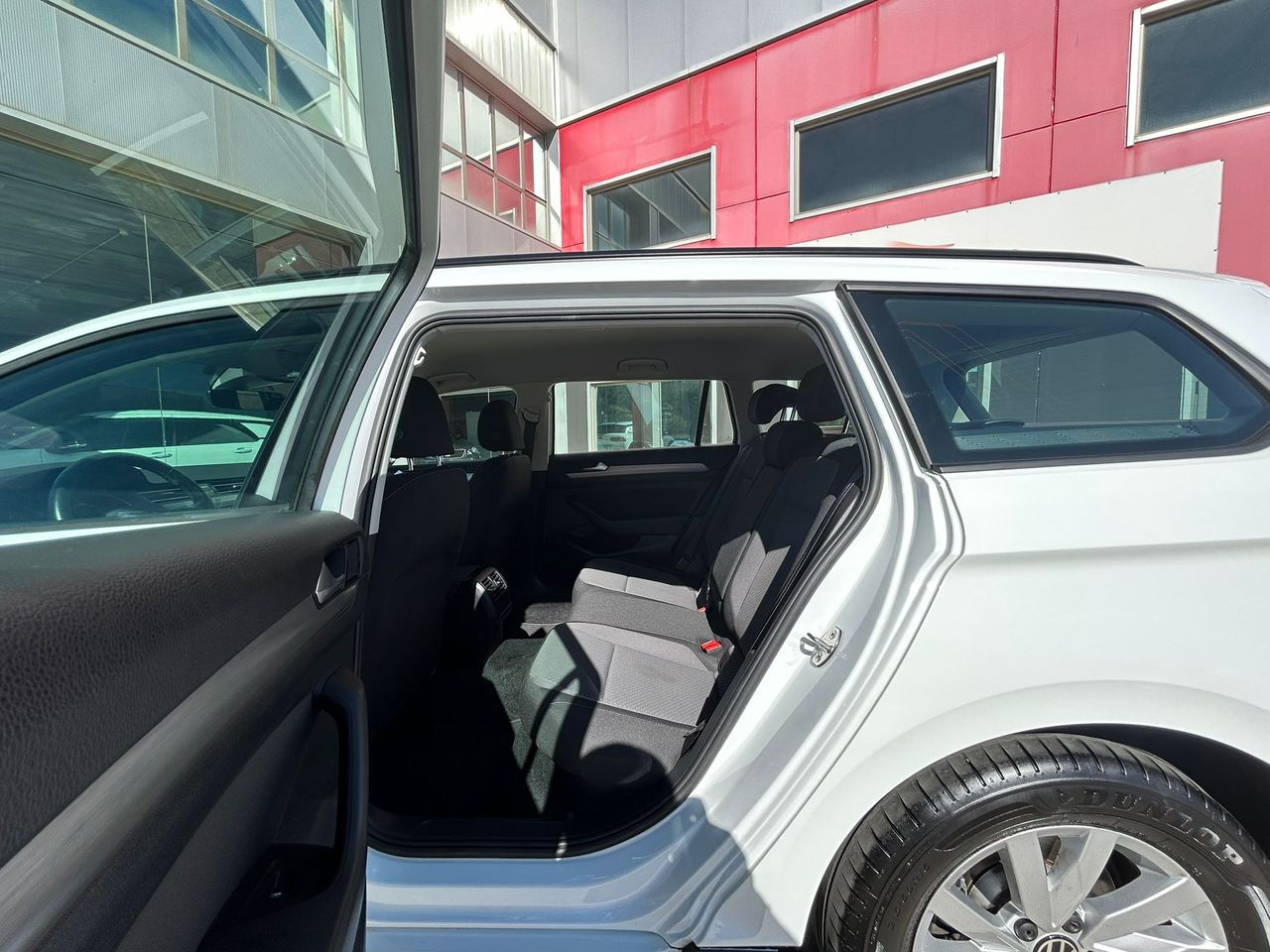 Volkswagen Passat Variant Business 2.0 TDI 110kW - Foto 2