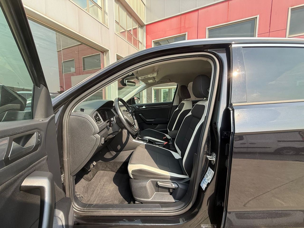 Volkswagen T-Roc Advance 2.0 TDI 110kW (150CV) DSG - Foto 2