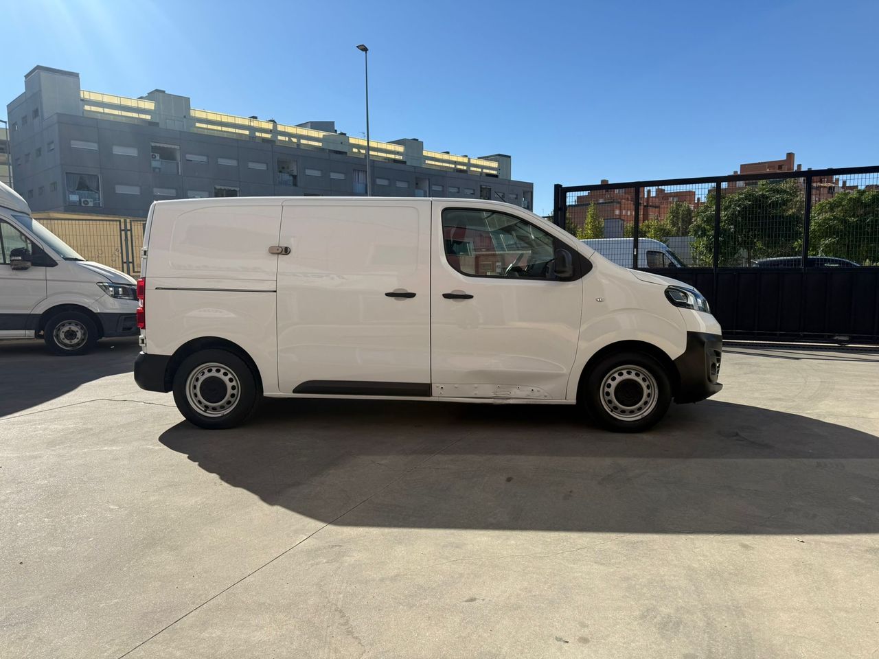 Opel Vivaro L1 H1  - Foto 2