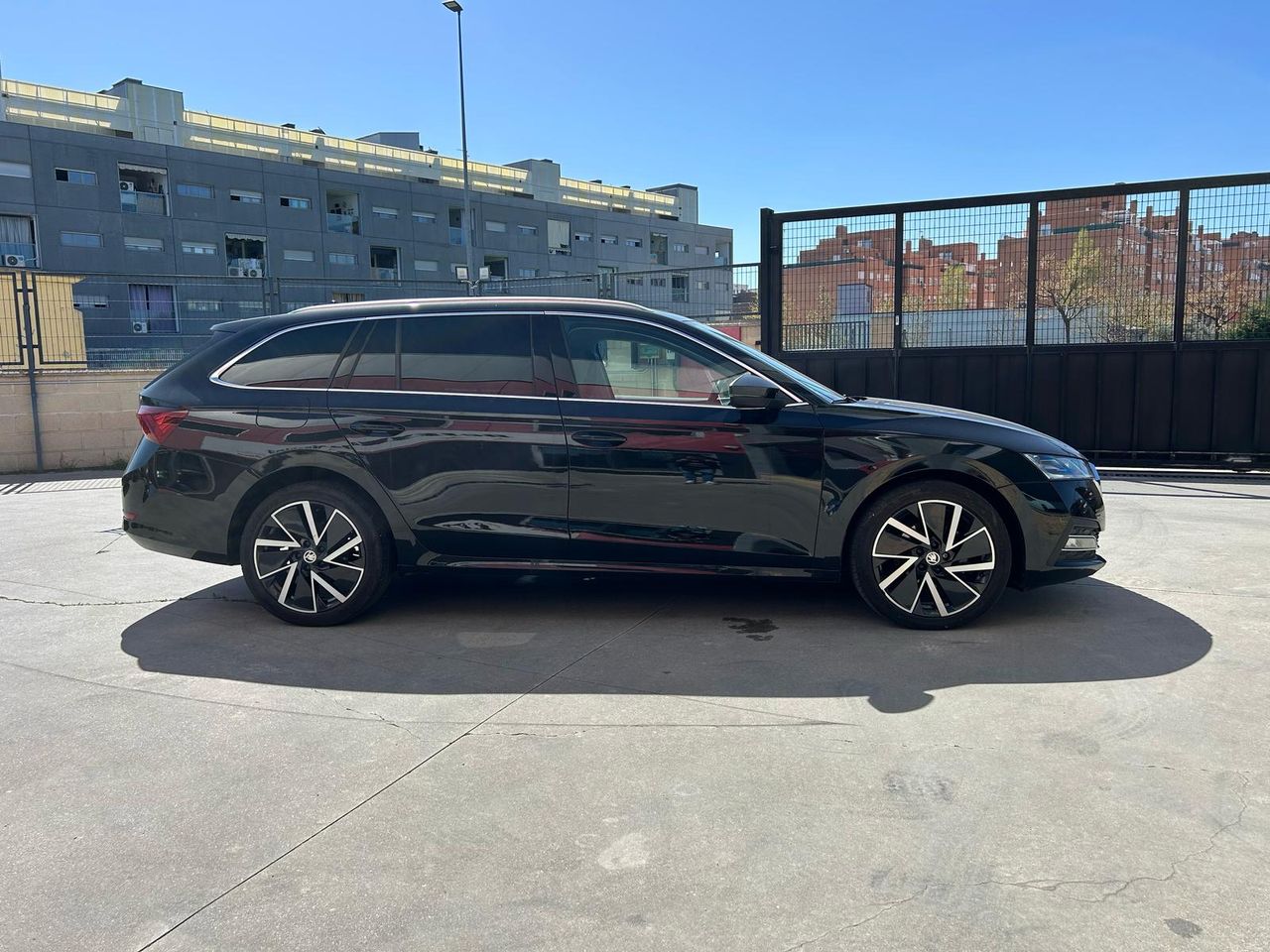 Skoda Octavia Combi 2.0 TDI 110kW (150CV) DSG Style - Foto 2