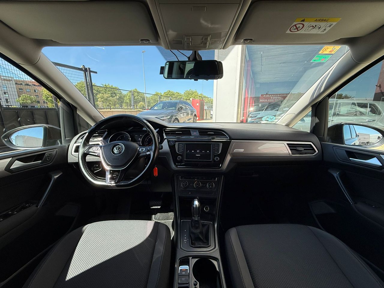 Volkswagen Touran Advance 1.6 TDI 85kW (115CV) DSG - Foto 2