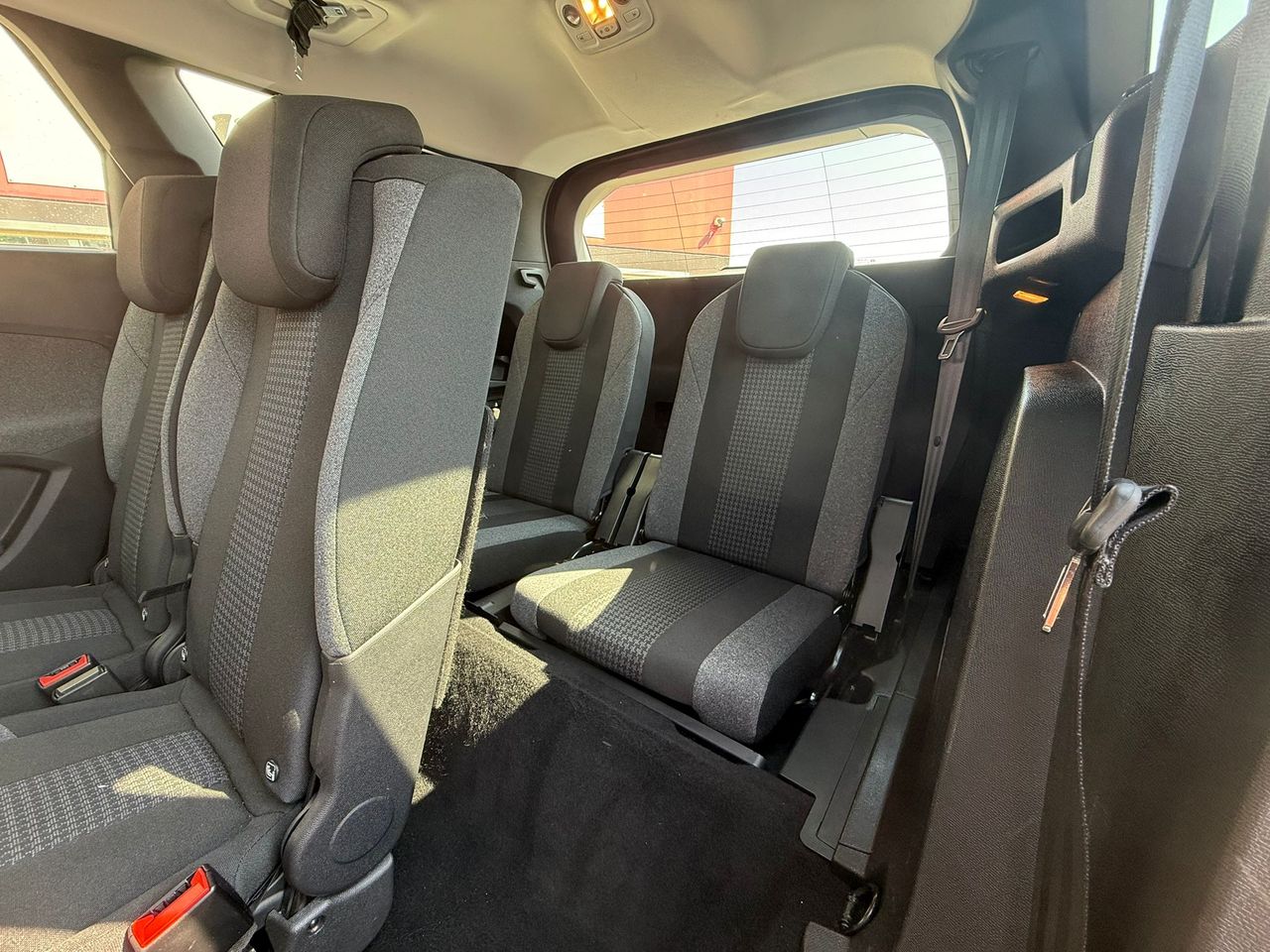 Peugeot 5008 1.5 BlueHDi 96kW (130CV) S&S Active Pack - Foto 2