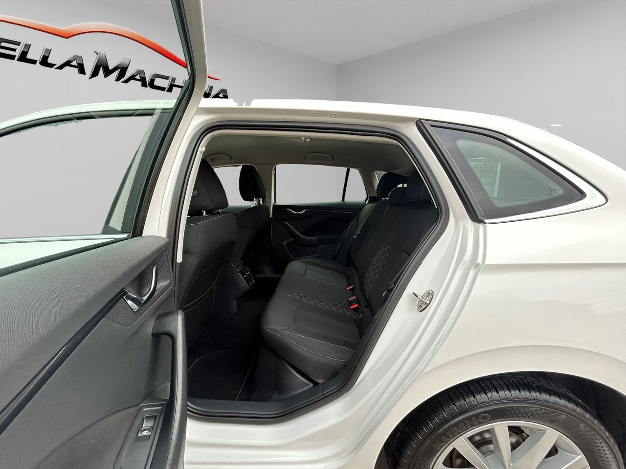 Skoda Scala 1.0 TSI 81KW (110 CV) Ambition - Foto 2