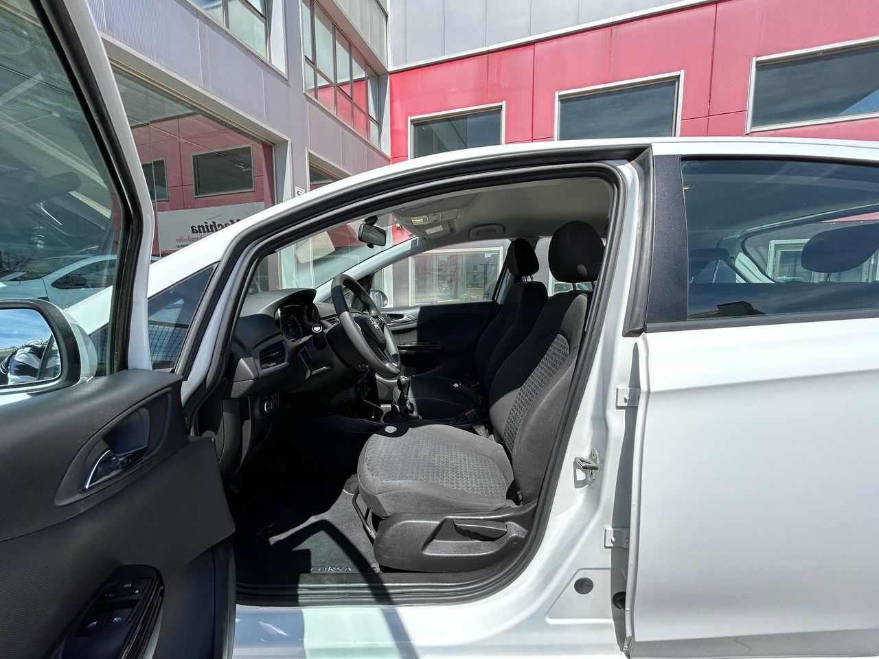 Opel Corsa 1.4 66kW (90CV) Selective Pro - Foto 2