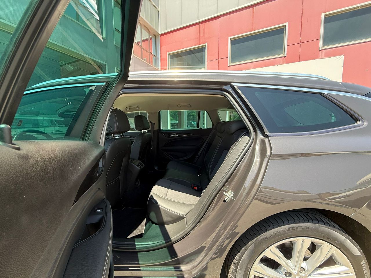 Opel Insignia  ST Business Elegance 2.0D DVH 130kW AT8 - Foto 2