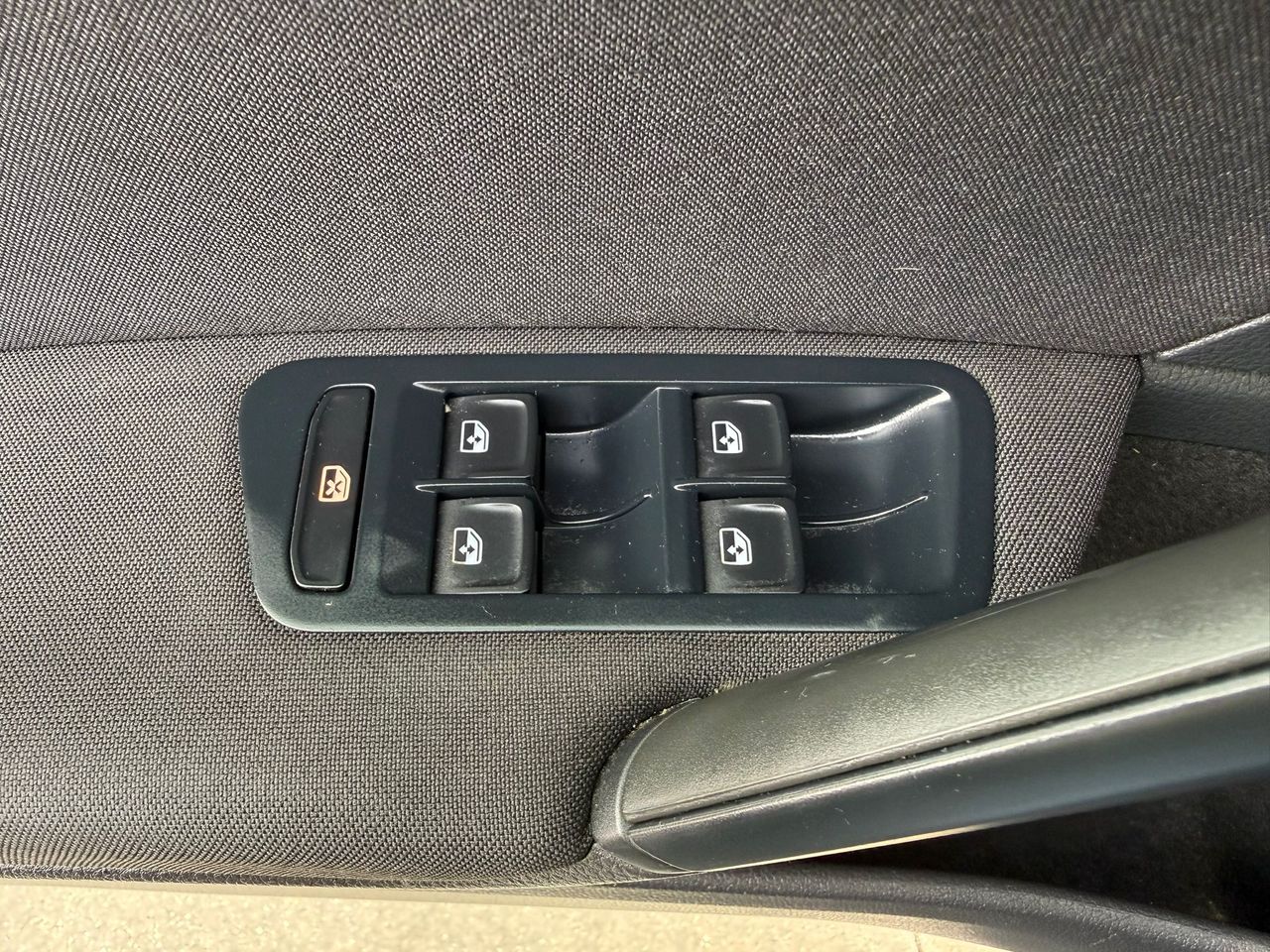 Volkswagen Golf Last Edition 1.6 TDI 85kW (115CV) - Foto 2