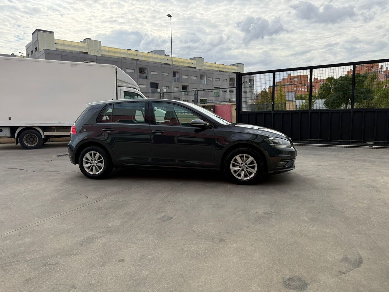 Volkswagen Golf Last Edition 1.6 TDI 85kW (115CV) - Foto 2