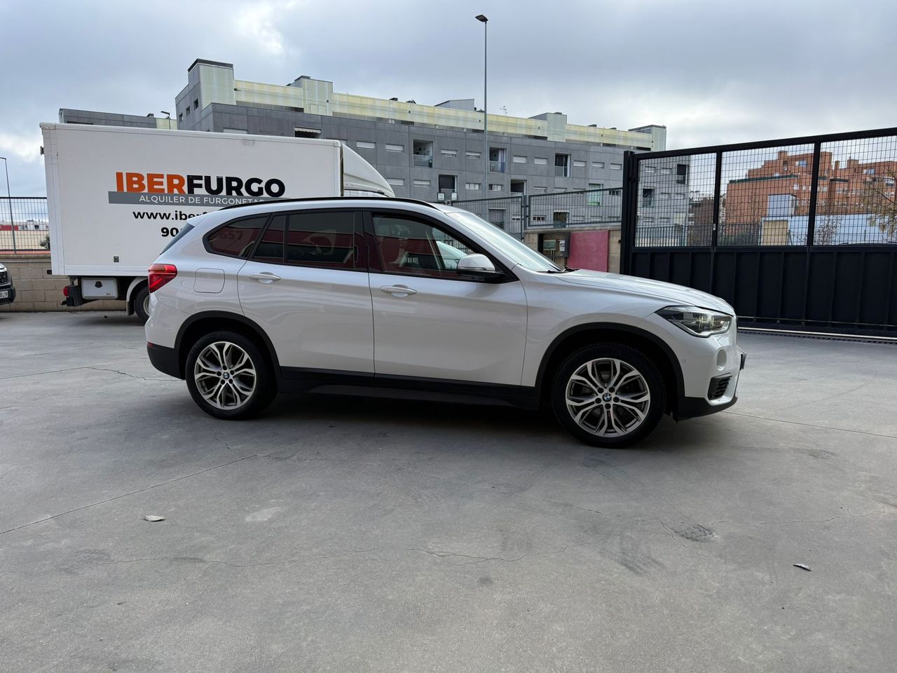 BMW X1 xDrive18d - Foto 2