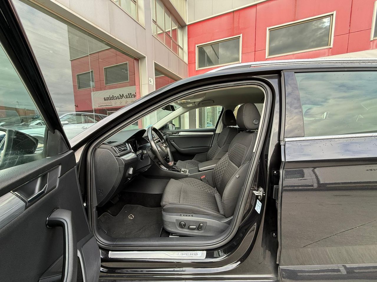 Skoda Superb Combi 2.0 TDI 110kW (150CV) DSG Ambition - Foto 2