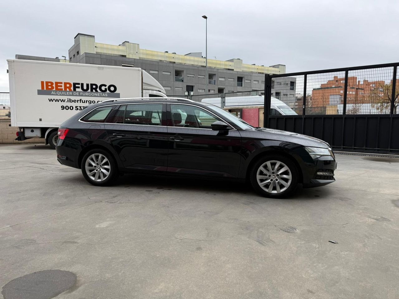 Skoda Superb Combi 2.0 TDI 110kW (150CV) DSG Ambition - Foto 2