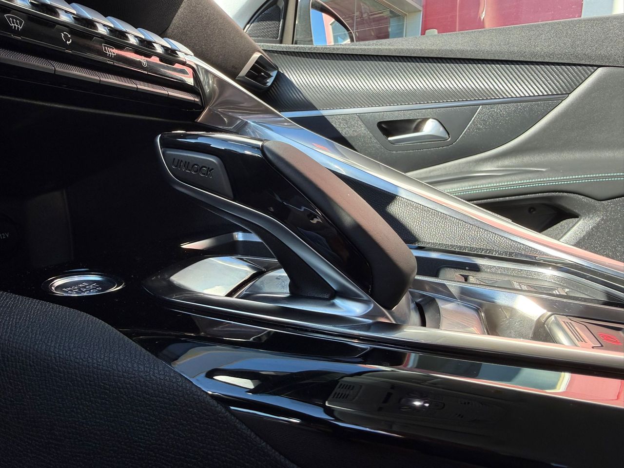 Peugeot 3008 Hybrid 225 e-EAT8 Allure - Foto 2