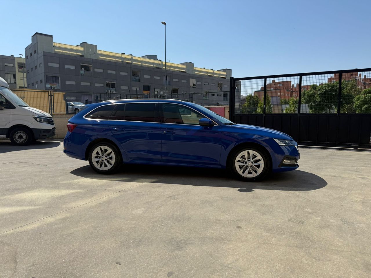 Skoda Octavia Combi 2.0 TDI 110kW (150CV) DSG Style - Foto 2